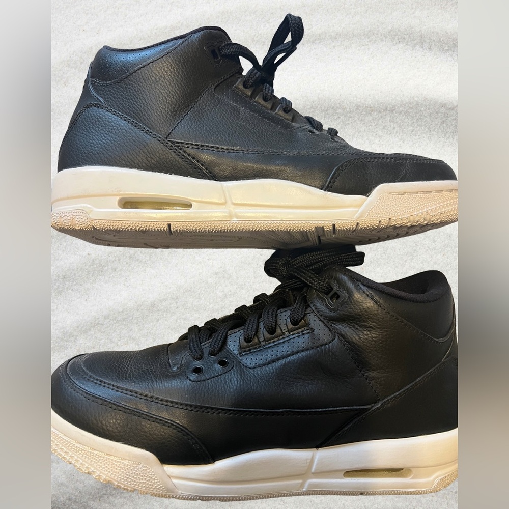 Air Jordan 3 Retro GS ‘Cyber Monday’ (2016)